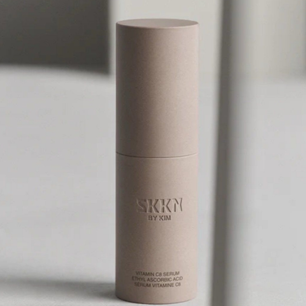SKKN by Kim Kardashian Vitamin C8 Serum Face New